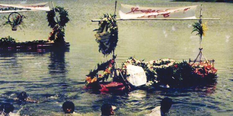 When a White Bridge Ran Red With Students’ Blood