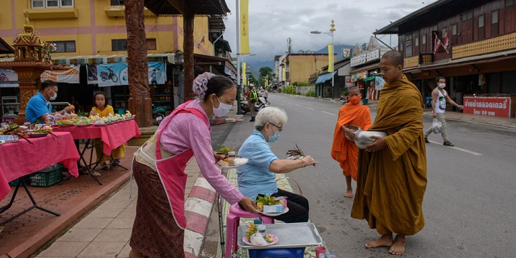 Thai Border Town a Shadow of Its Former Self Due to COVID-19 Lockdown