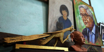 A Look Inside Win Tin’s Home