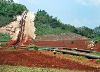 Govt Accused of Ongoing Abuses at Shwe Pipeline