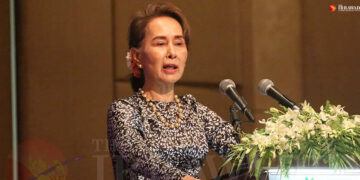 State Counsellor Daw Aung San Suu Kyi speaks at the second Advisory Forum on National Reconciliation and Peace in Myanmar, organized by Religion for Peace. / Htet Naing Zaw / The Irrawaddy