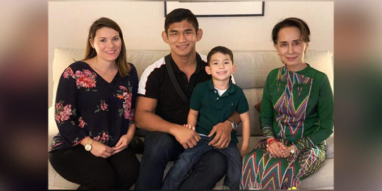 Aung La Nsang and his family meet State Counselor Daw Aung San Suu Kyi in Tokyo on Oct. 21. / Aung La Nsang's Facebook