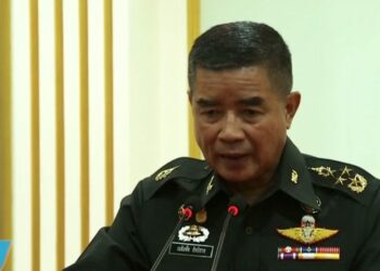 The Thai Army chief expresses his concerns after the relaxing of a ban on political activities on Wednesday. / Thai PBS