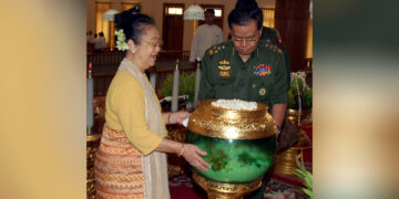 Then Myanmar military dictator Than Shwe (right) and his wife Daw Kyaing Kyaing in 2010. / Khin Maung Win