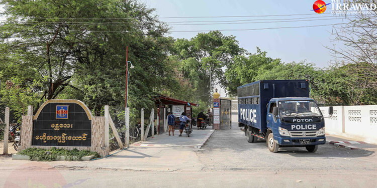 The central prison in Mandalay / Zaw Zaw / The Irrawaddy