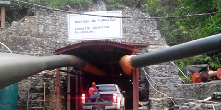 Gold mining in Moehti Moemi region. / National Prosperity Gold Production Group Ltd / Facebook