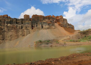 NLD Lawmaker: ‘They Are Now Operating the Jade Mines Around the Clock’