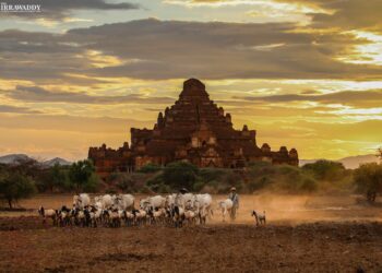 Sunset in Bgan. / Zaw Zaw / The Irrawaddy