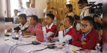 Local rights activists who attended a meeting with representatives of the Myanmar government for the negotiation of issues surrounding the Gen. Aung San statue in Loikaw, Karenni State on March 20, 2019. / Kayan New Generation Youth / Facebook