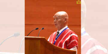 Karen National Union leader Saw Mutu Say Poe addresses the Union Peace Conference in Naypyidaw.