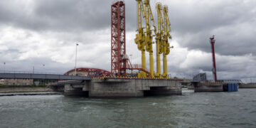 A jetty for oil tankers in Kyaukpyu Township, Arakan State in 2015. / Reuters
