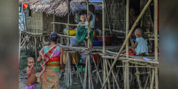 A camp for internally displaced people in Mrauk-U. / Zaw Zaw / The Irrawaddy