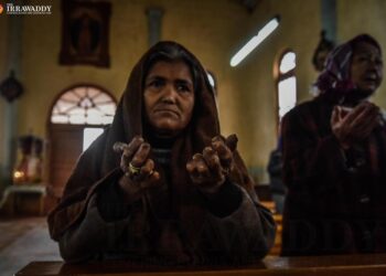 Every morning at 6am, patients—many of whom are quite frail—say prayers at the center's chapel. / Pyay Kyaw / The Irrawaddy