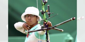 San Yu Htwe of Myanmar competes in the women’s individual preliminary eliminations for the 2016 Olympics in August 2016 in Rio de Janeiro, Brazil. On Monday in Myanmar’s Upper House of Parliament, lawmakers discussed a report from the Health, Sports and Culture Committee and the lack of funding for sports promotion in the country. / Leonhard Foeger / Reuters