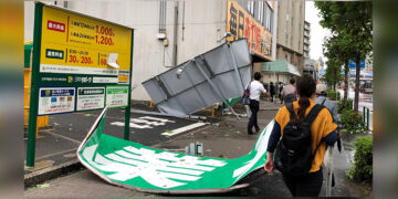 Collapsed steel advertising boards caused by Typhoon Faxai are seen in Tokyo’s Edogawa Ward on Sept. 9, 2019. / REUTERS