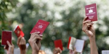 Burma Removes Hundreds of Names from Blacklist