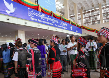 Ethnic women arrive at the Panglong Peace Conference in Naypyitaw in July 2018. / Htet Wai / The Irrawaddy
