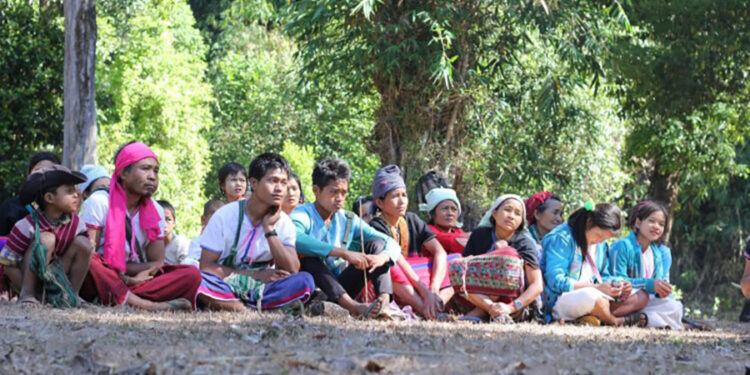 A group of ethnic Karen and Karenni gathers in Kheshorter Forest in Papun District (Mutraw District), Karen State, to learn and share how they protect their forests from destruction in November 2016. / KESAN