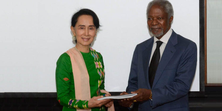 An advisory commission led by former UN chief Kofi Annan handed its final report to State Counselor Daw Aung San Suu Kyi on Thursday morning. / State Counselor’s Office / Facebook