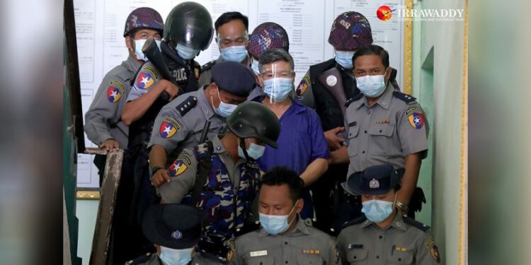 U Kyaw Myint at Chanayethazan Township Court in Mandalay on Oct. 2. / Zaw Zaw / The Irrawaddy