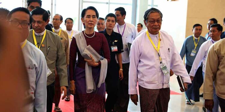 State Counselor Daw Aung San Suu Kyi arrives for a public address on the crisis in Rakhine State in Naypyitaw on Sept. 19, 2017. / Myo Min Soe / The Irrawaddy