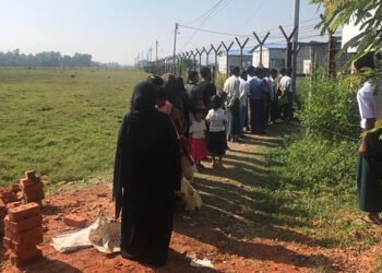 Rohingya returnees queue at the Nga Khuya reception center on Oct. 31 to enter Rakhine State’s Maungdaw Township.  / Myanmar Embassy in Dhaka