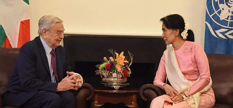 Myanmar State Counselor Daw Aung San Suu Kyi holds talks with George Soros, founder and chairman of the Open Society Foundation, in New York in September 2016. / Ministry of Information