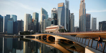 A view of the skyline of Singapore on October 16, 2018. / REUTERS