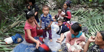 Villagers displaced by fighting in Tanai Township. / Hkun Aung Labang