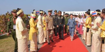 Myanmar Junta Leader Meets Thai Military Chief in Rakhine