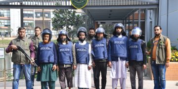 Bangladesh Arrests Alleged Islamist Recruiting in Rohingya Camps