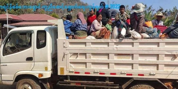 Myanmar Junta Planes Bomb Village Sheltering Displaced Karenni Civilians
