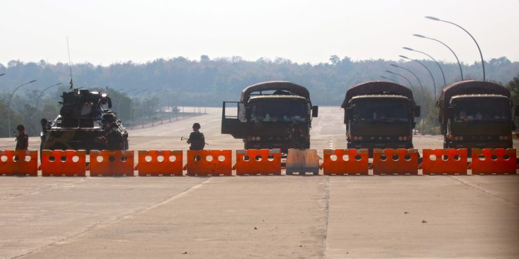 Myanmar Regime Soldiers Tempted to Defect by NUG’s Cash Offer