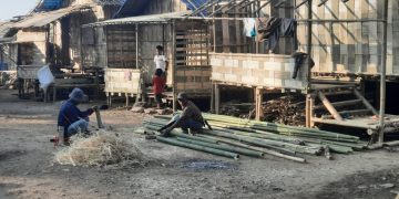 Myanmar Refugees Survive Because of Ethnic Bonds