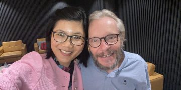 Freed Australian Economist Turnell Says Myanmar Ruled by ‘Fools’