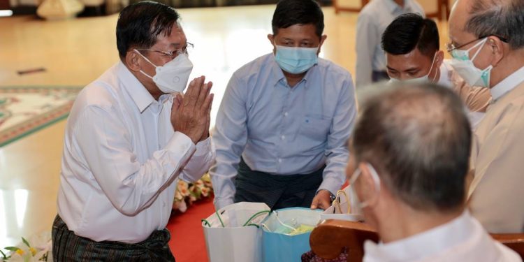 Junta Watch: Police to Face Front-Line Duty; Slain Informers ‘Honored’