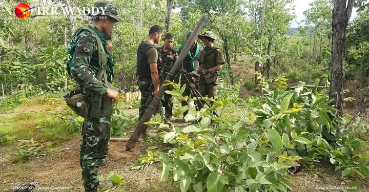 Myanmar Junta, Karenni Forces in Fierce Daily Clashes to Control Key Road