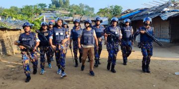 Rohingya Camp Gunfight Leaves Five Dead in Bangladesh