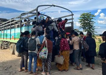 Karenni Resistance Evacuates University Staff Abandoned by Junta Troops