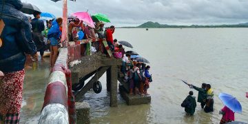 Junta Bombardments in Myanmar’s Rakhine State Spark Mass Exodus