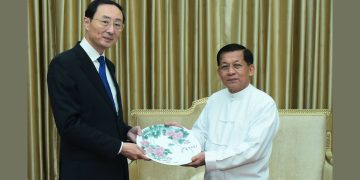 Senior Chinese Envoys Meet Myanmar Junta Boss After Shell Mishap