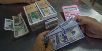 Myanmar’s Currency Hits All-Time Low, Gold Surges to Fresh Peak 