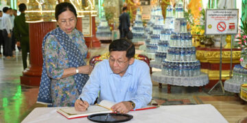 Restoring Ancient City as Regime Crumbles; Building a Mutiny; and More