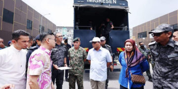 One Myanmar Migrant Killed While Fleeing, Dozens Detained in Malaysia Crackdown