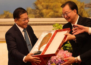 Junta Boss Grabs China’s Lifeline; Crackdown on Draft Dodgers; and More