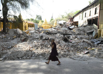 Myanmar quake victims mark new year camped in ruins