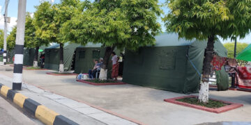 Mandalay Quake Victims Return to Ruins After Myanmar Junta Eviction Order   