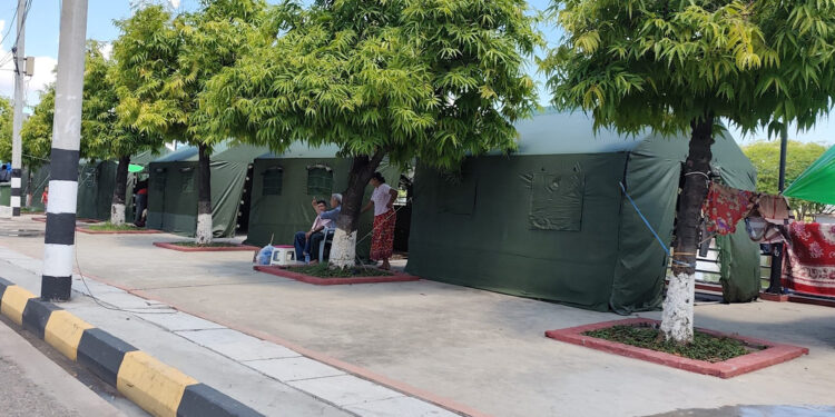 Mandalay Quake Victims Return to Ruins After Myanmar Junta Eviction Order   