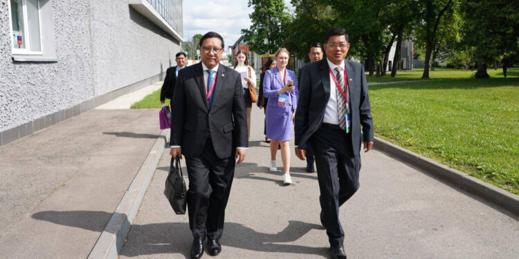 Myanmar Tourism Sector Mocks Junta’s Russia Tourist Drive