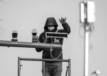China’s Surveillance State Watches Everyone, Everywhere